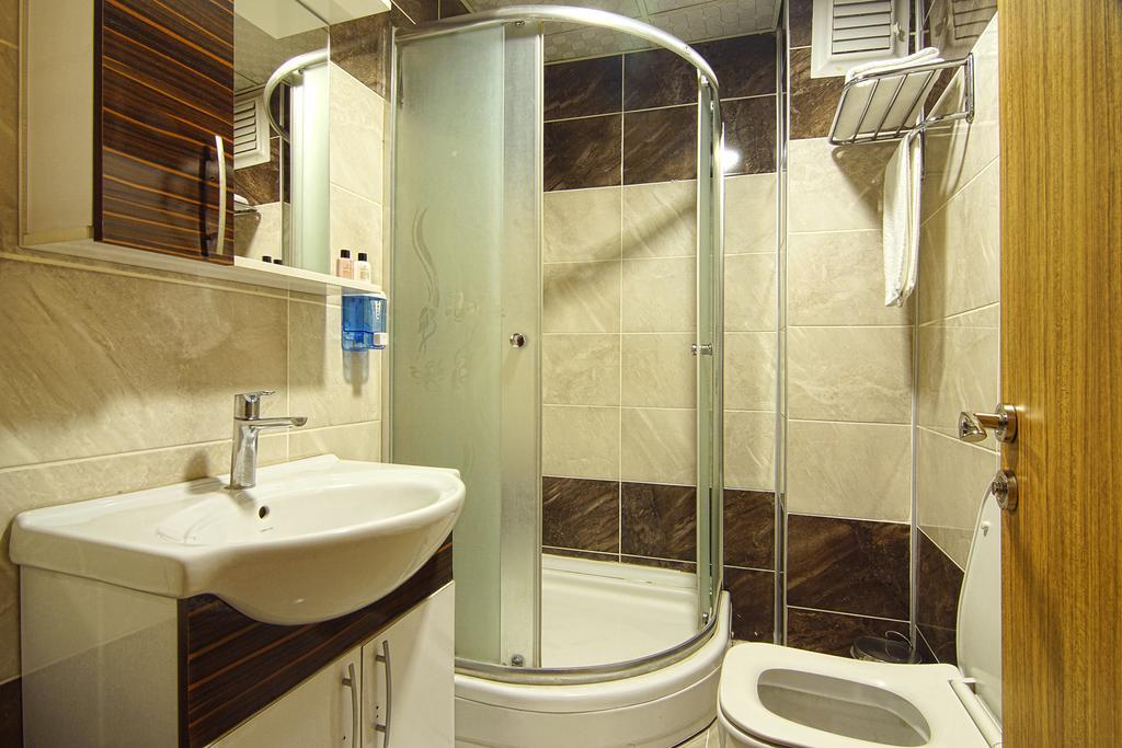 Kars Konak Hotel Екстериор снимка